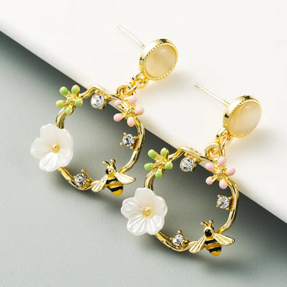 Elegant and Flower Earring Unique Design