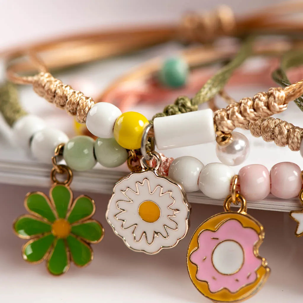 Cute Flower Drip Glaze Pendant Bracelet